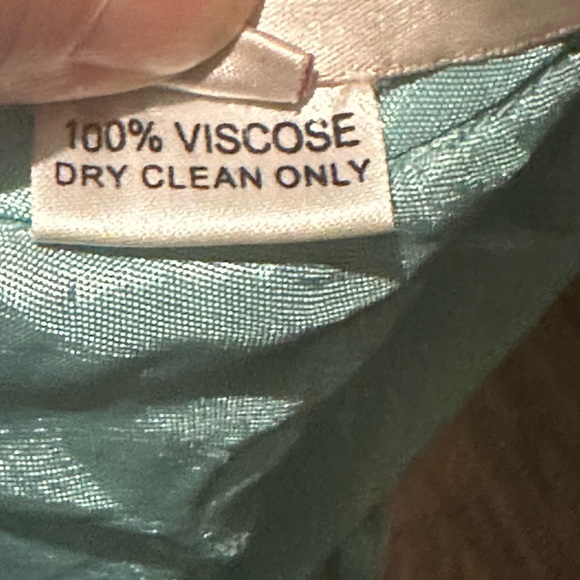 Off the shoulder, Monique Leshman dress - Picture 5 of 7